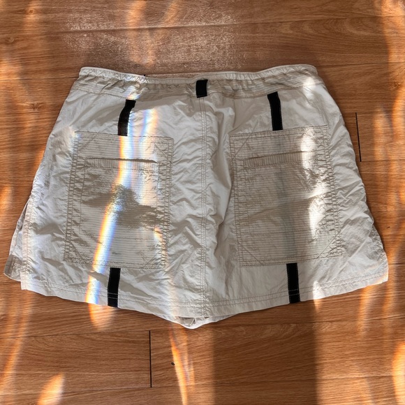 Free people movement skort. Orange and grey available. - Picture 5 of 5